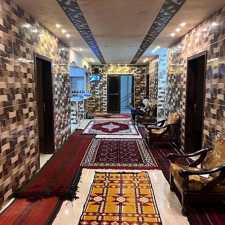 Indiana Jones Home Stay Petra ภายนอก รูปภาพ